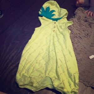 Pineapple outfit